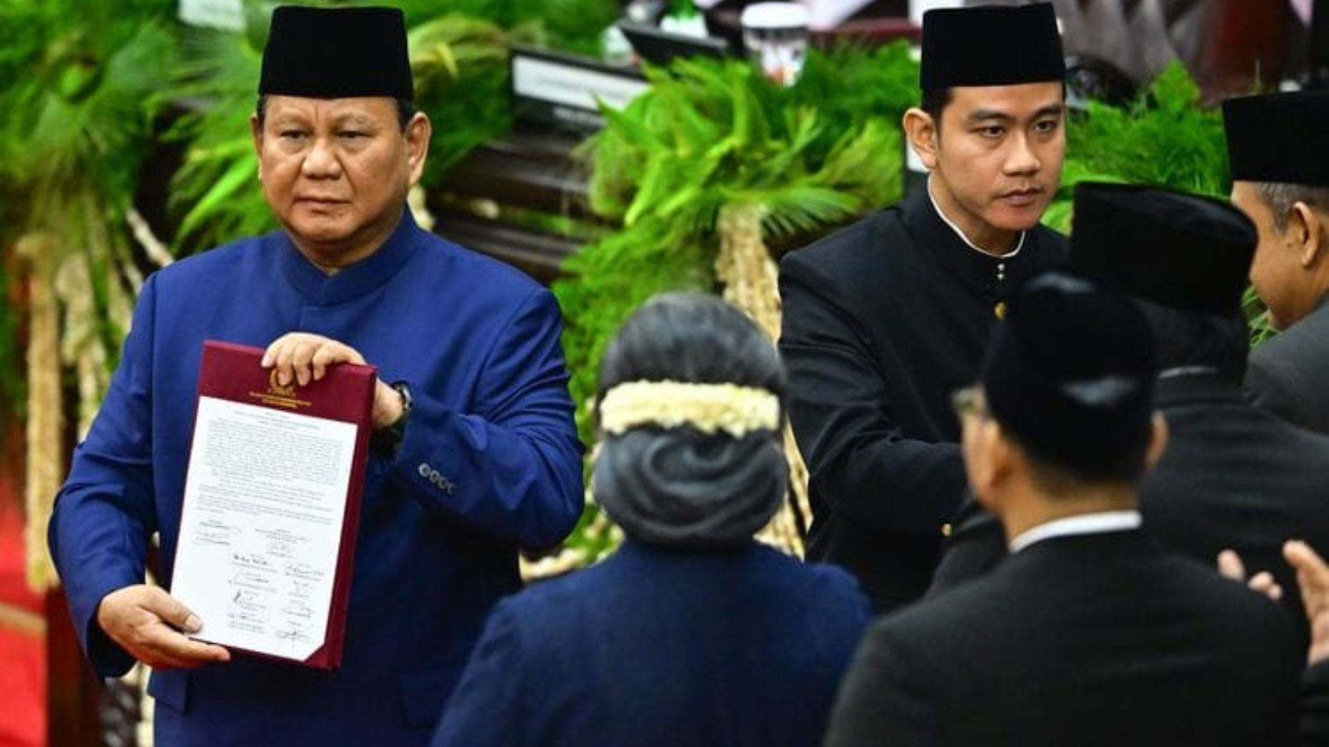 Prabowo Subianto dan Gibran Rakabuming Resmi Menjabat: Tonggak Sejarah Baru dalam Kepemimpinan Indonesia yang Berdaulat